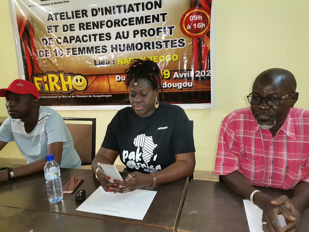 Burkina Faso : 10 femmes s’initient à l’humour