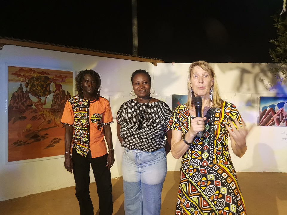Exposition d’art plastique « Trait d’union » : Regards croisés d’une Américaine et d’un Burkinabè