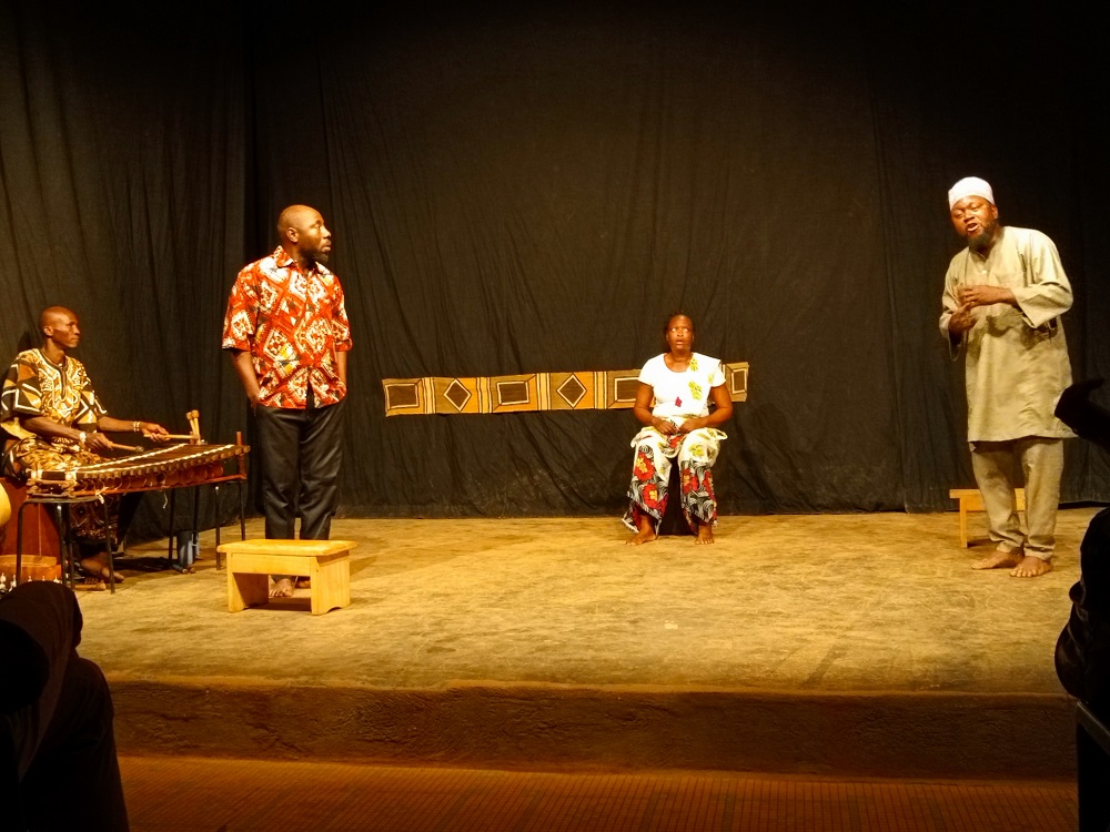 Burkina Faso : Quand Molière décrit un « avare » à l’Espace Grâce Théâtre